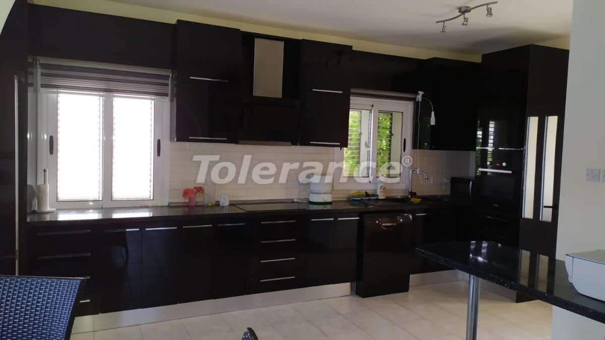 Villa in Famagusta, Cyprus, 224 m² - picture 3