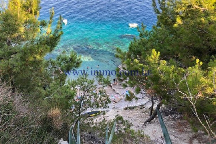 Land in Omis, Croatia, 4 200 m² - picture 1