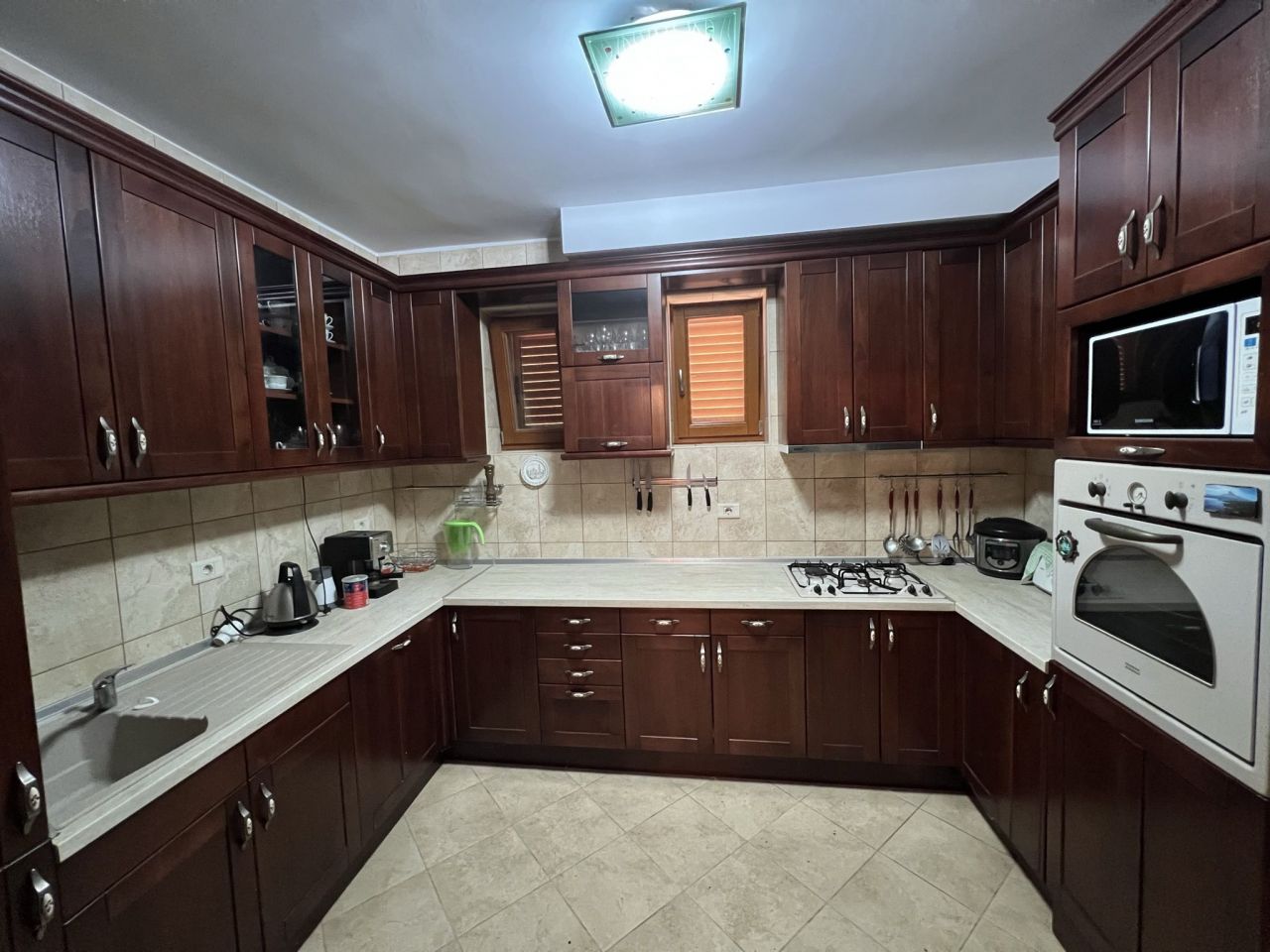 Villa in Bar, Montenegro, 400 m² - picture 9