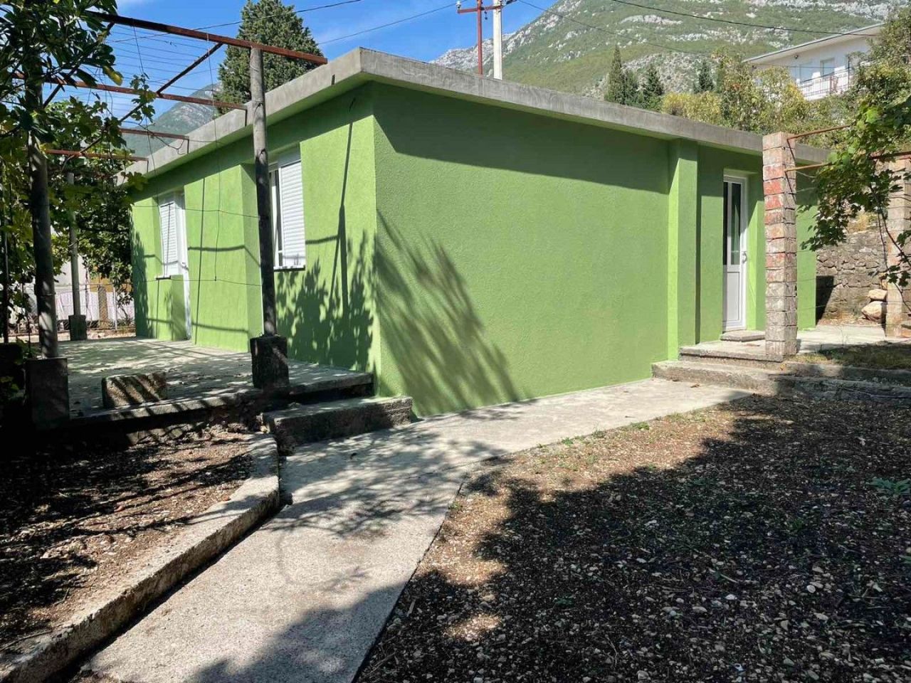 Haus in Sutomore, Montenegro, 55 m² - Foto 1