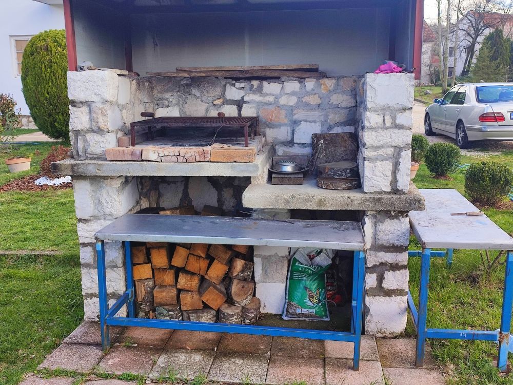 Commercial apartment building in Niksic, Montenegro, 1 500 m² - picture 8