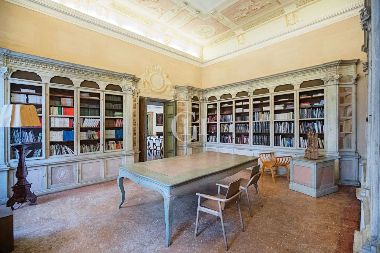 Landgut in Verona, Italien, 2 300 m² - Foto 16