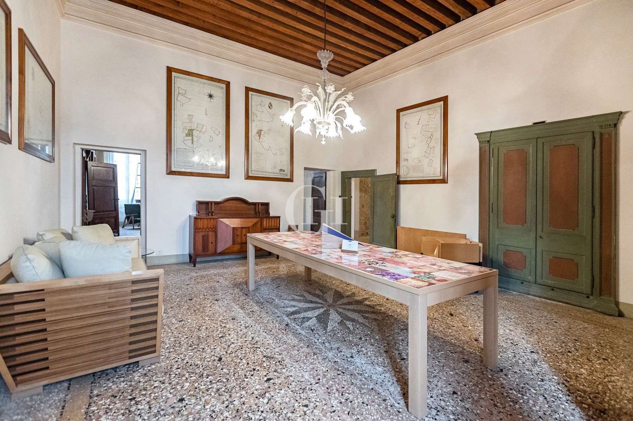 Landgut in Verona, Italien, 2 300 m² - Foto 4