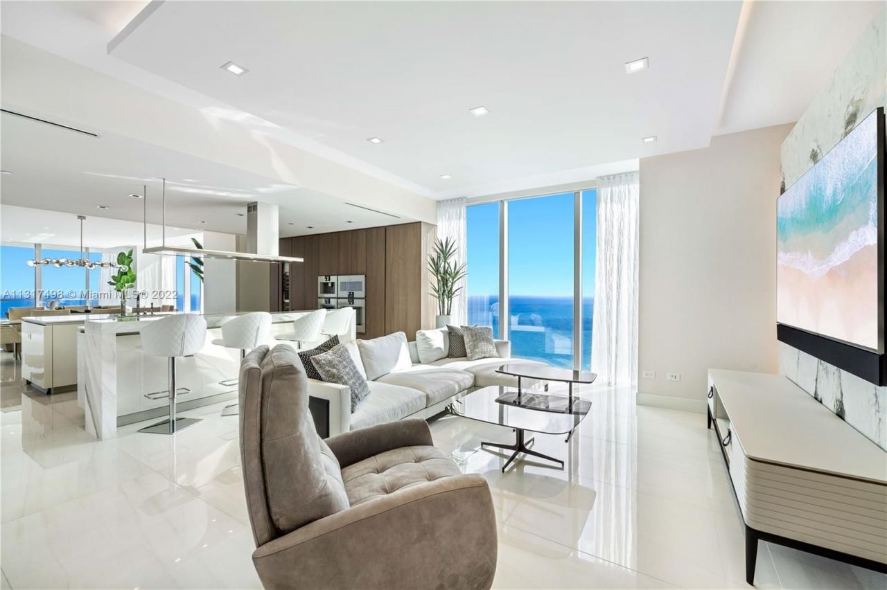 Flat in Miami, USA, 340 m² - picture 11