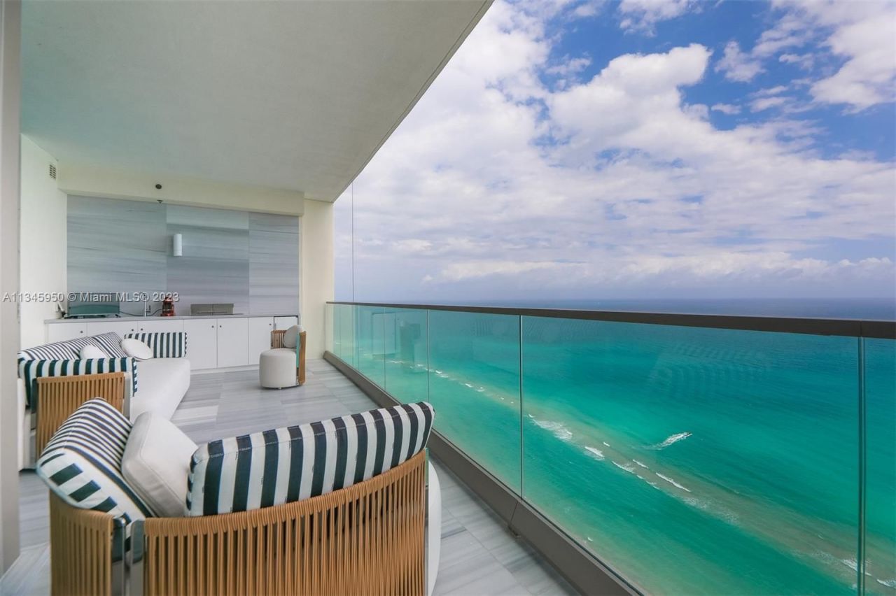 Appartement à Miami, États-Unis, 300 m² - image 2