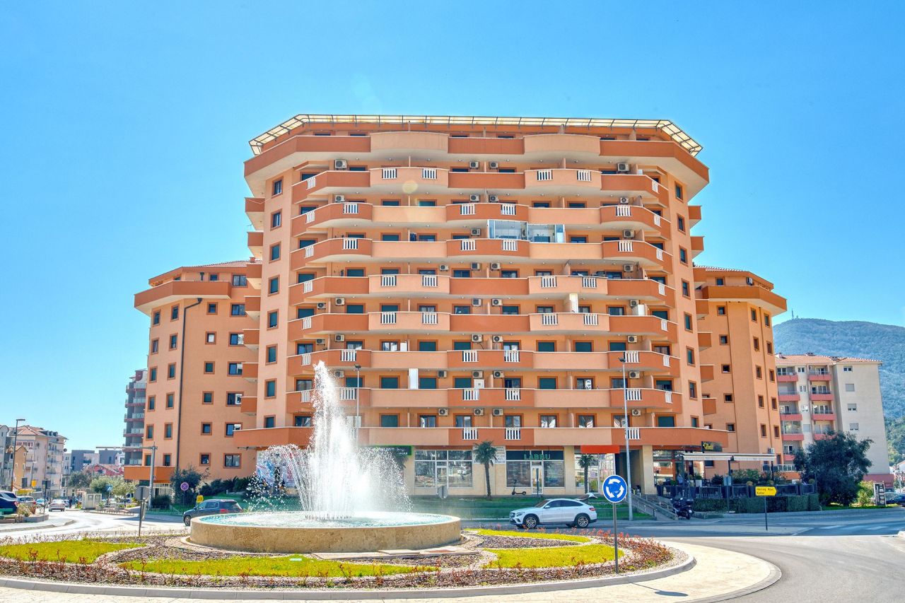 Appartement à Budva, Monténégro, 110 m² - image 1