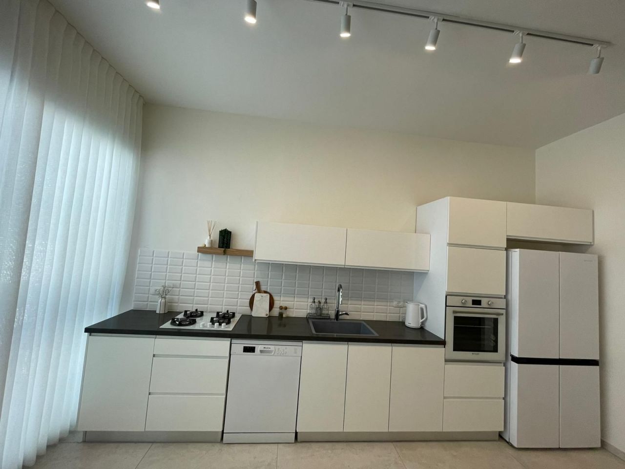 Flat in Tel Aviv, Israel, 69 m² - picture 5