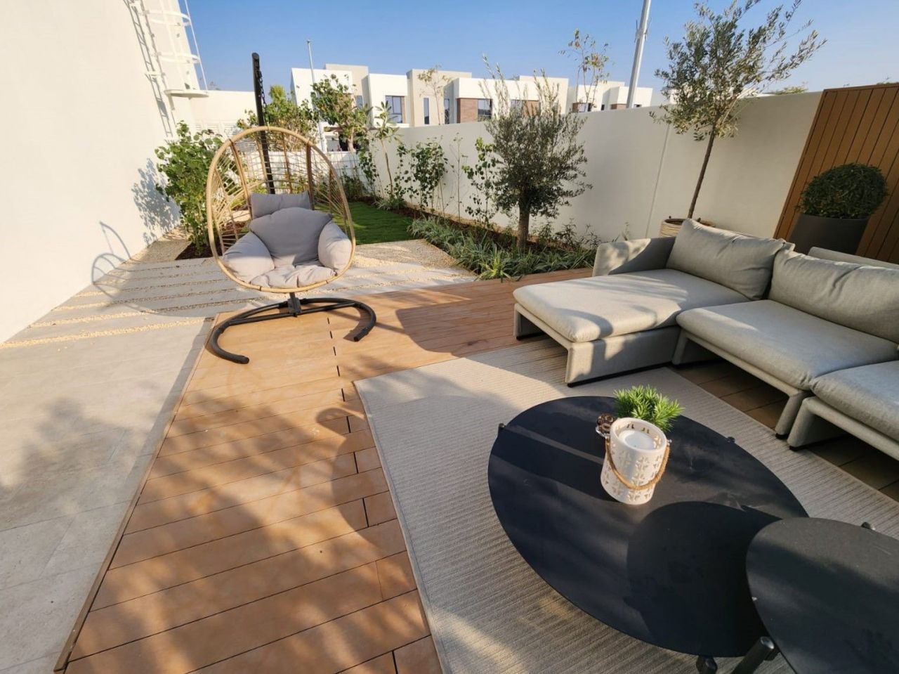 Villa in Abu Dhabi, UAE, 210 m² - picture 2