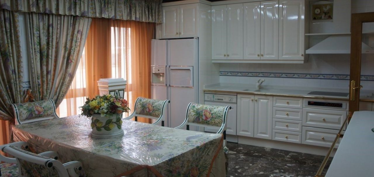 Appartamento a Alicante, Spagna, 190 m² - foto 6