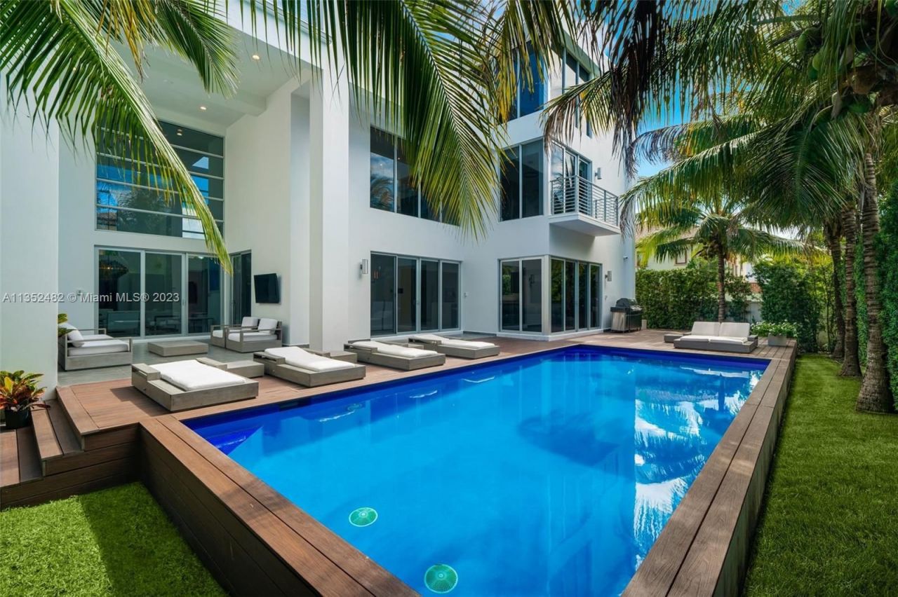 Villa en Miami, Estados Unidos, 500 m² - imagen 2