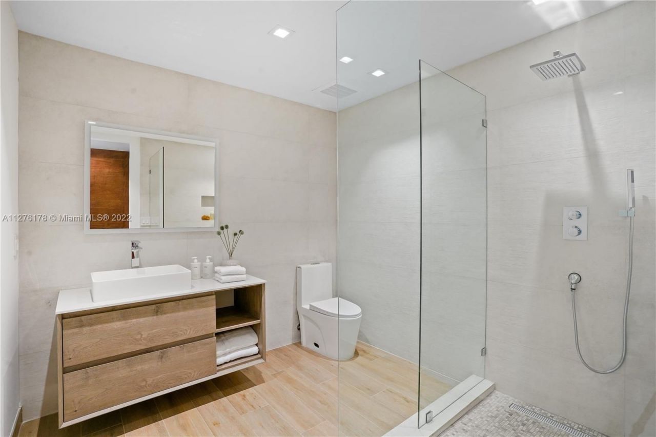 Villa a Miami, USA, 430 m² - foto 16