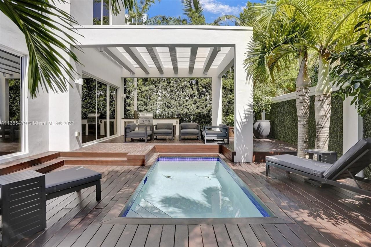 Cottage a Miami, USA, 300 m² - foto 13