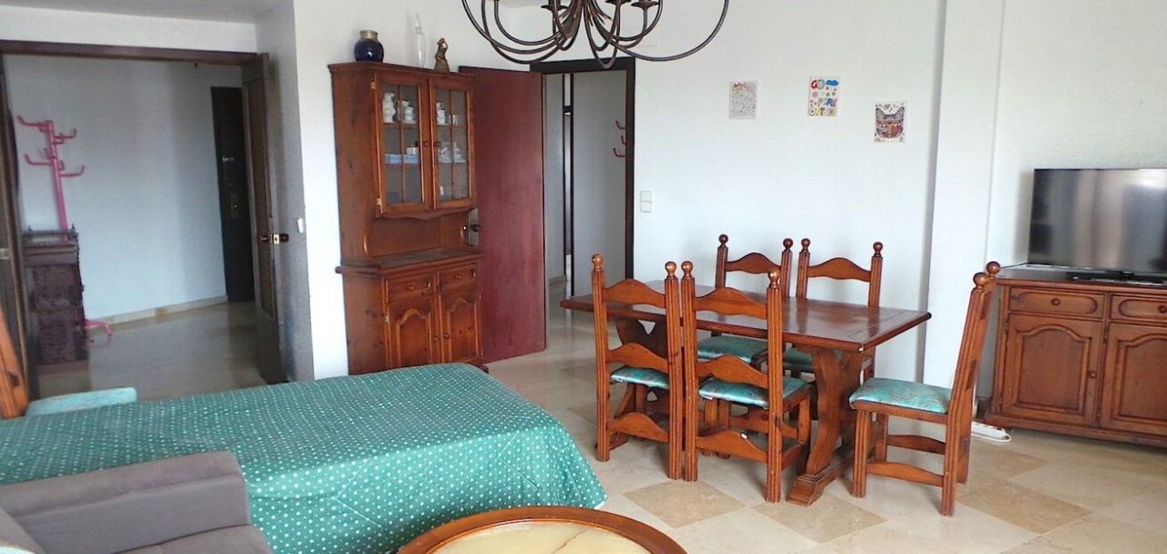 Flat in Benidorm, Spain, 158 m² - picture 4