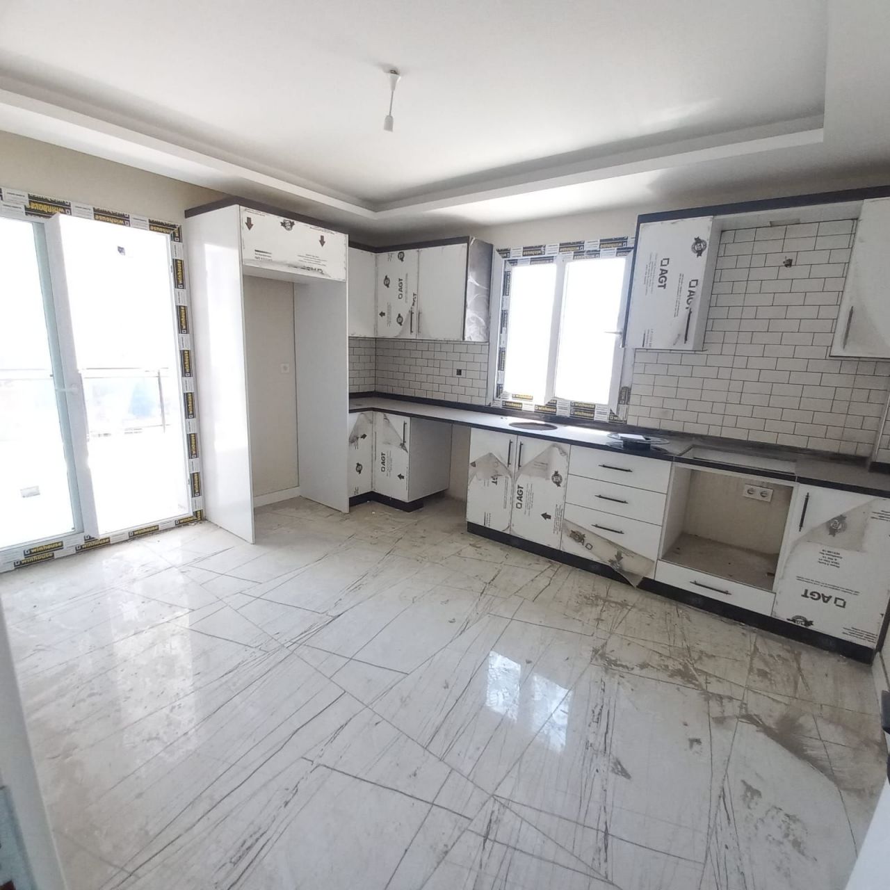 Appartement à Mersin, Turquie, 220 m² - image 1