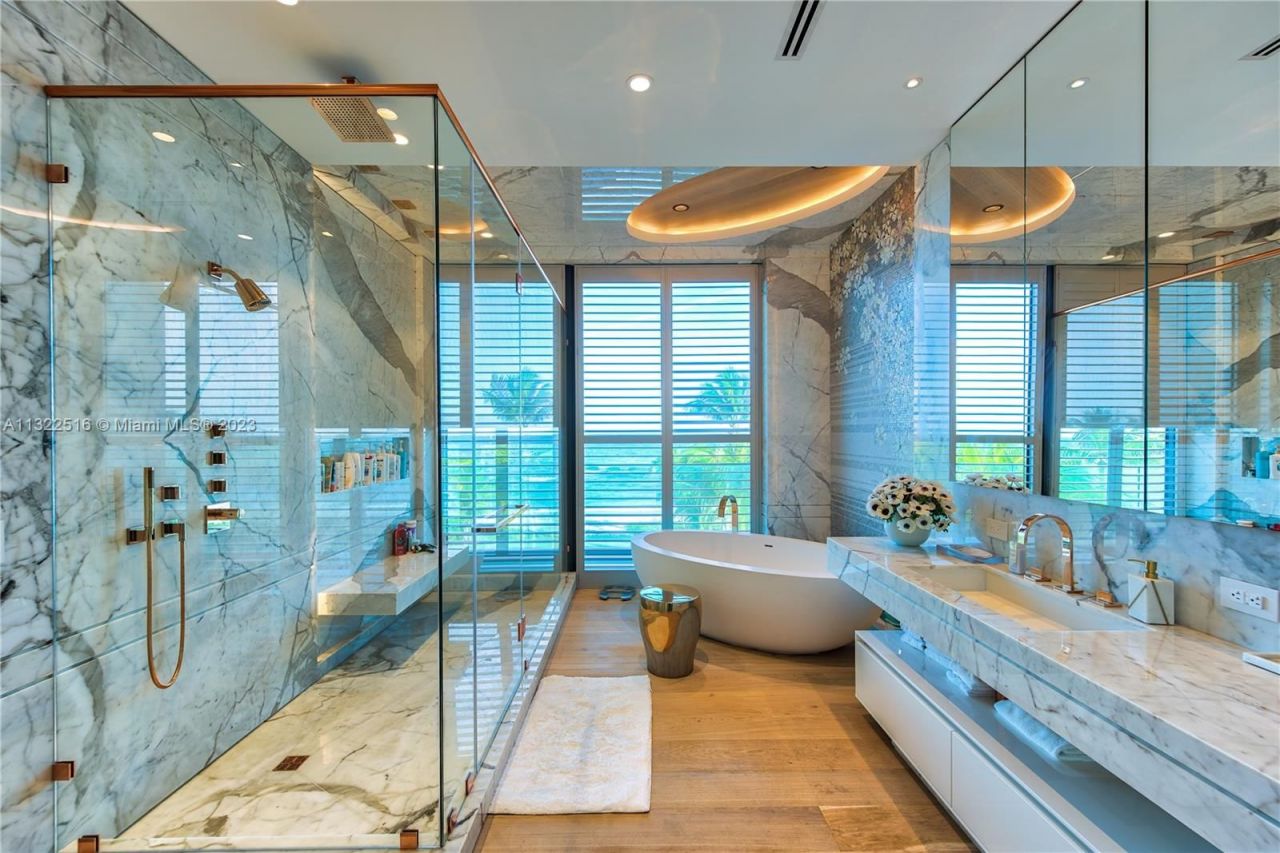 Villa en Miami, Estados Unidos, 1 000 m² - imagen 6