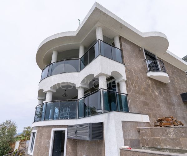 Villa en Alanya, Turquia, 220 m² - imagen 1