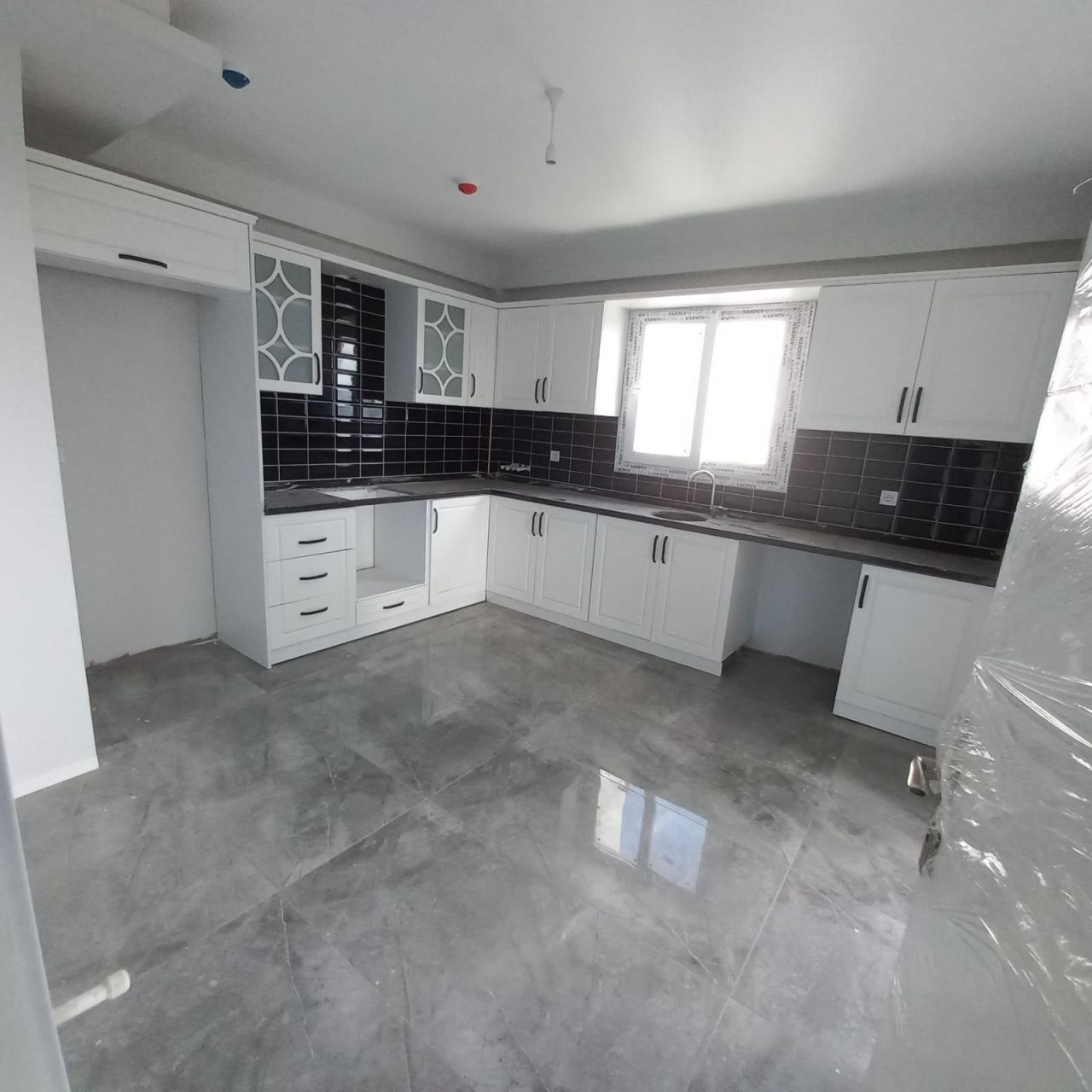 Appartement à Mersin, Turquie, 98 m² - image 1