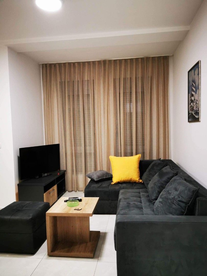 Hotel in Budva, Montenegro - picture 3