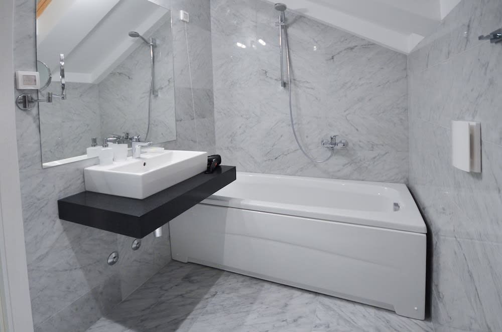 Hotel en Budva, Montenegro, 607 m² - imagen 16