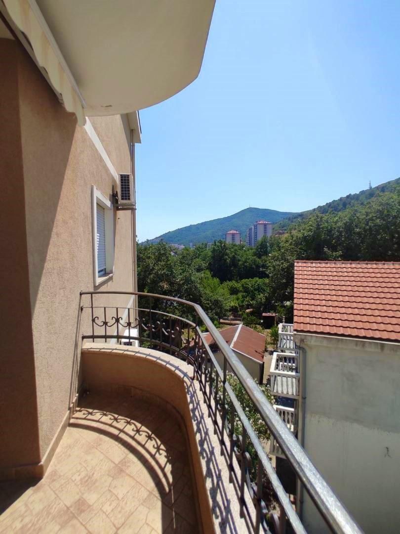 Appartement à Budva, Monténégro, 54 m² - image 1