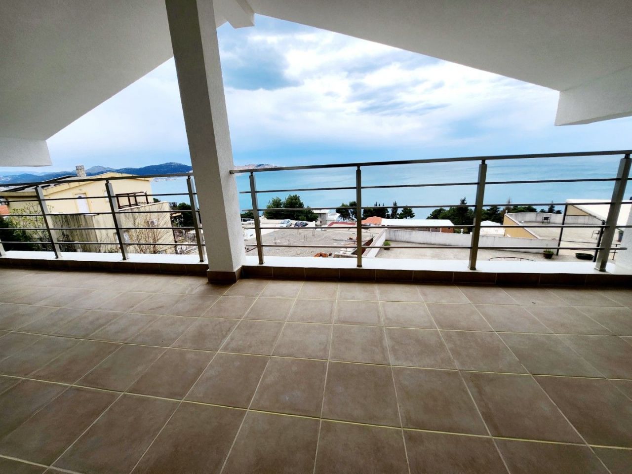 Casa en el Bar, Montenegro, 205 m² - imagen 4