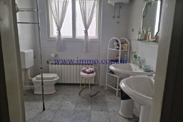 Villa à Opatija, Croatie, 500 m² - image 11