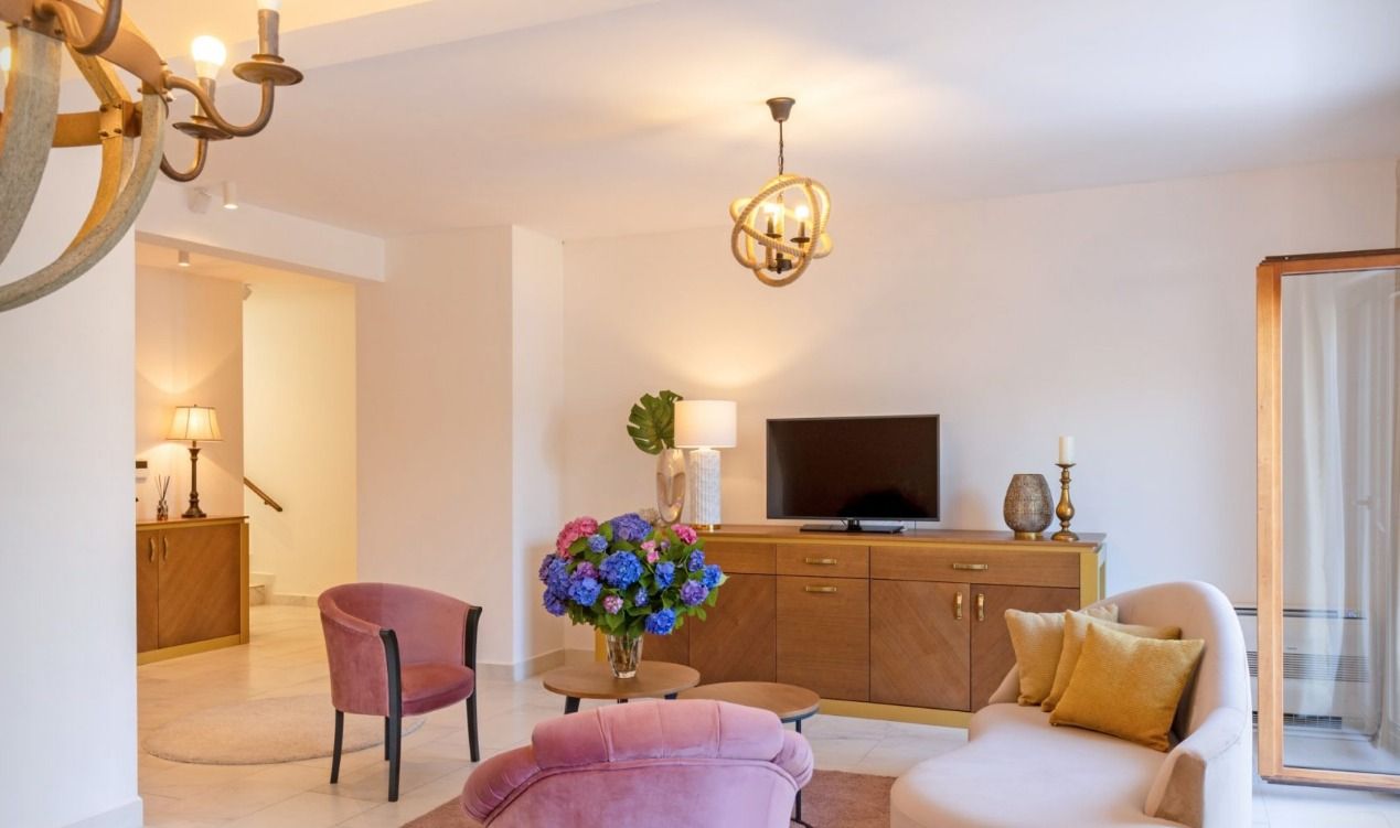 Villa in Dobrota, Montenegro, 198 m² - picture 9