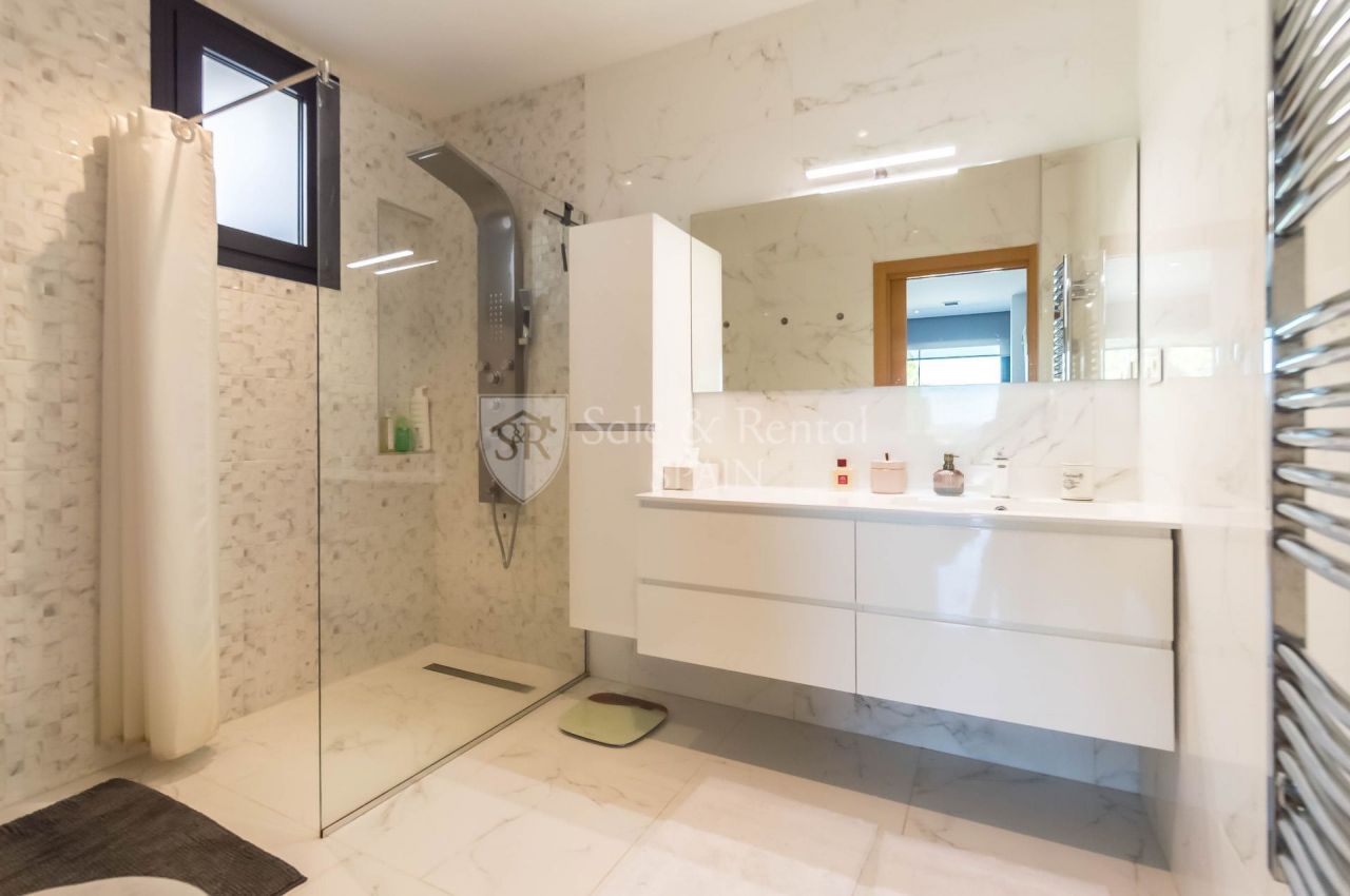 Villa in Lloret de Mar, Spanien, 372 m² - Foto 11