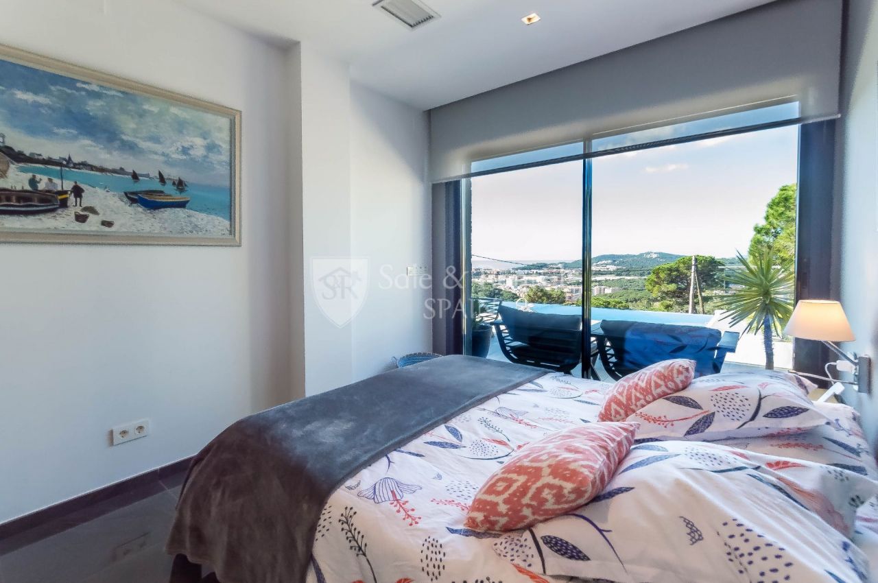 Villa in Lloret de Mar, Spanien, 372 m² - Foto 9