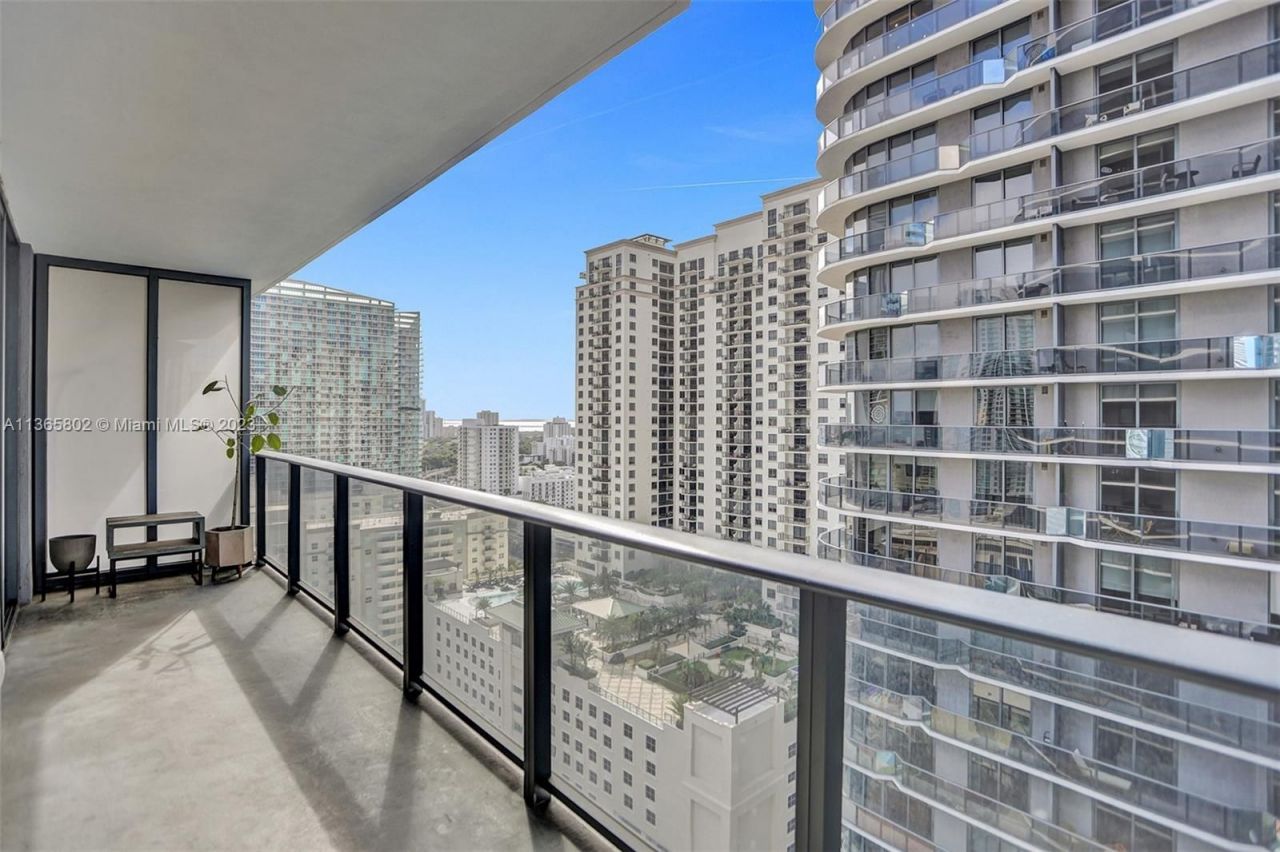 Flat in Miami, USA, 60 m² - picture 4