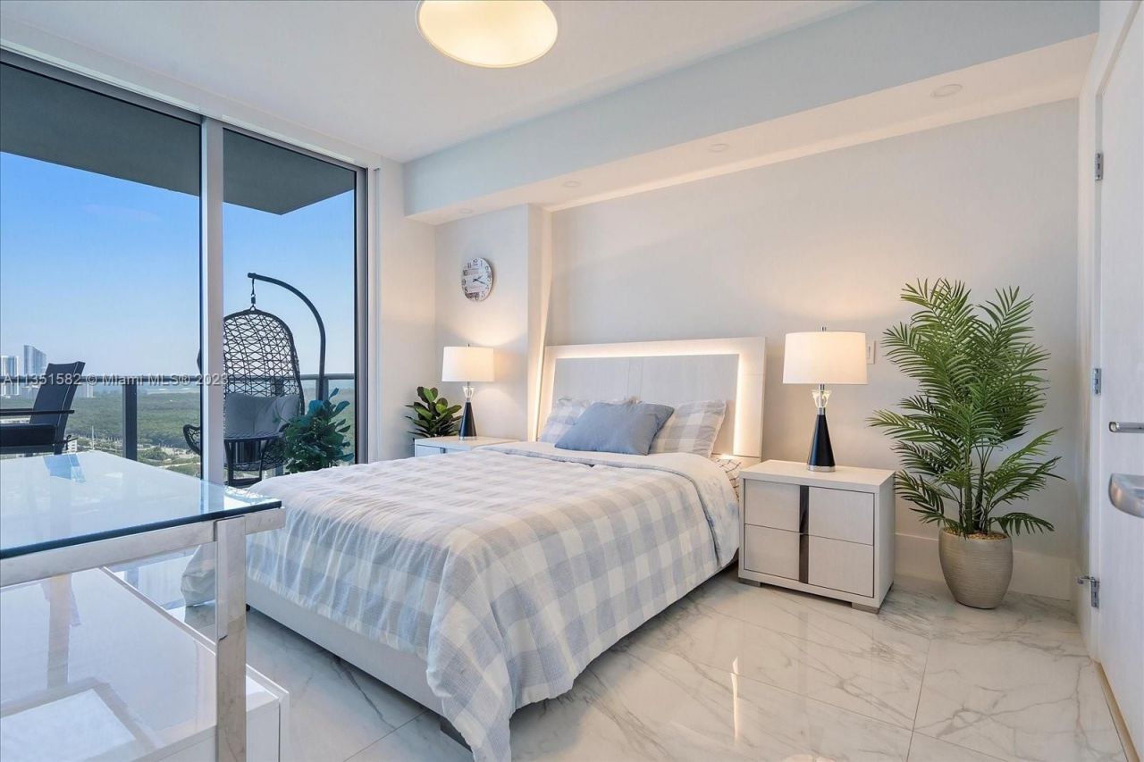 Piso en Miami, Estados Unidos, 100 m² - imagen 4