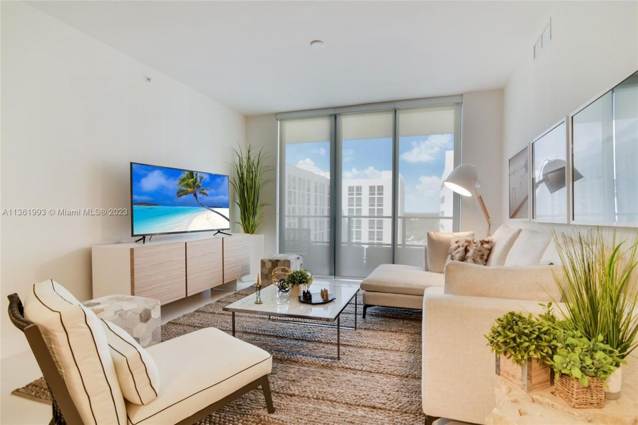 Appartement à Miami, États-Unis, 100 m² - image 1