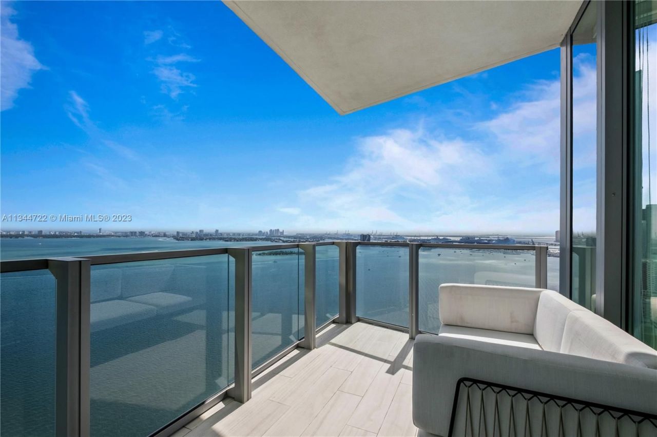 Flat in Miami, USA, 180 m² - picture 13