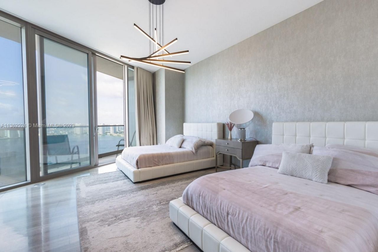 Flat in Miami, USA, 150 m² - picture 7