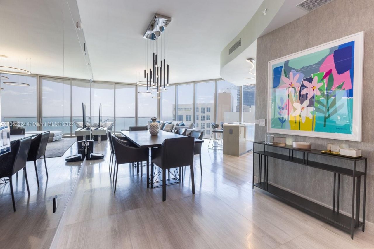 Flat in Miami, USA, 150 m² - picture 5