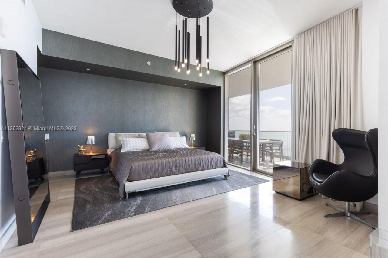 Flat in Miami, USA, 150 m² - picture 6