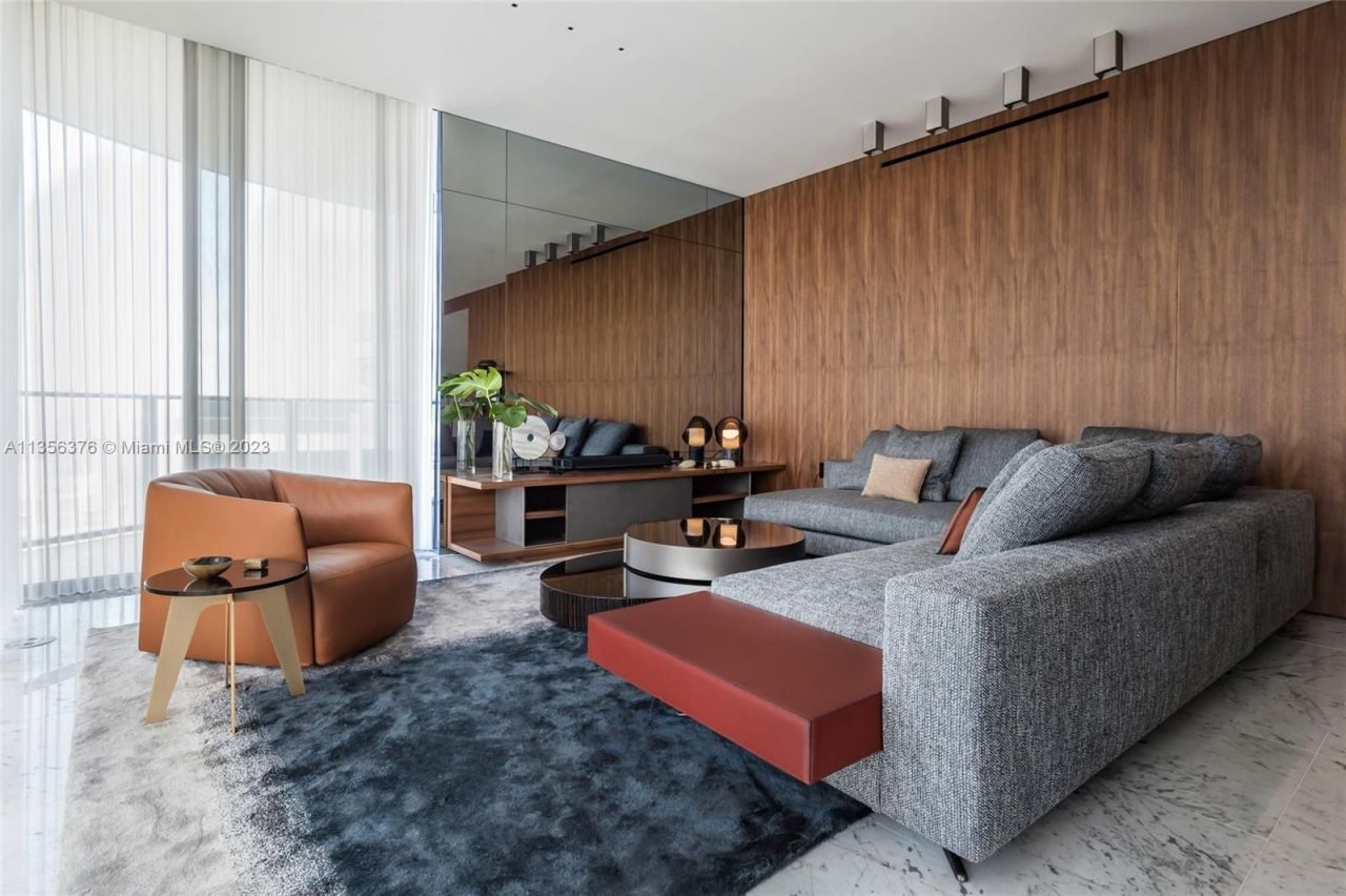 Flat in Miami, USA, 180 m² - picture 12