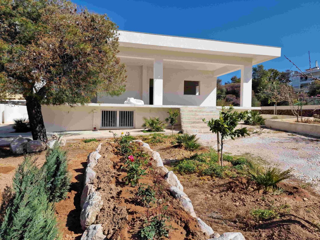 Maison à Loutraki, Grèce, 180 m² - image 1