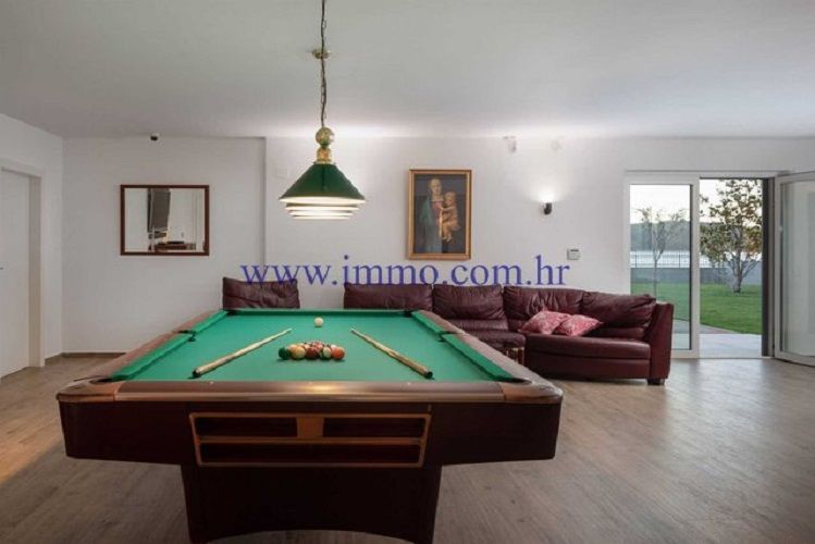 Villa in Sibenic, Croatia, 1 000 m² - picture 12