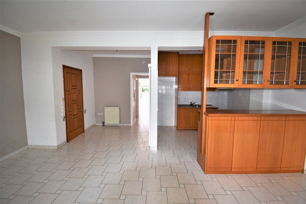 Apartment in Loutraki, Greece, 98 m² - picture 1
