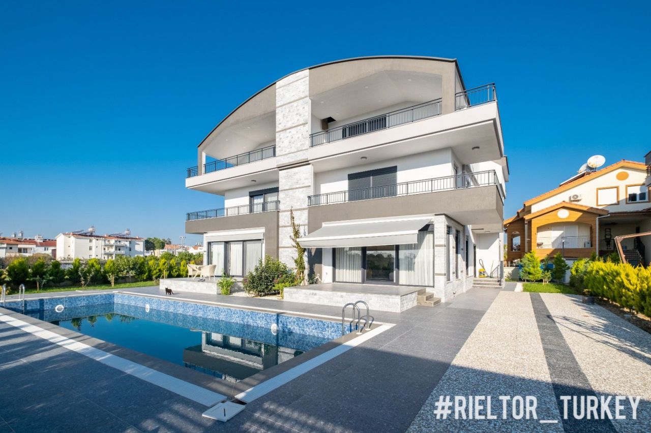 Villa in Side, Turkey, 252 m² - picture 2