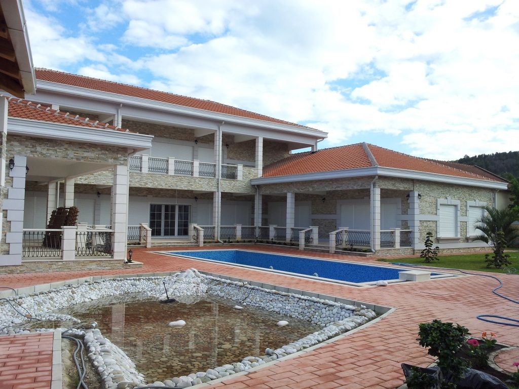 Villa a Bar, Montenegro, 880 m² - foto 2