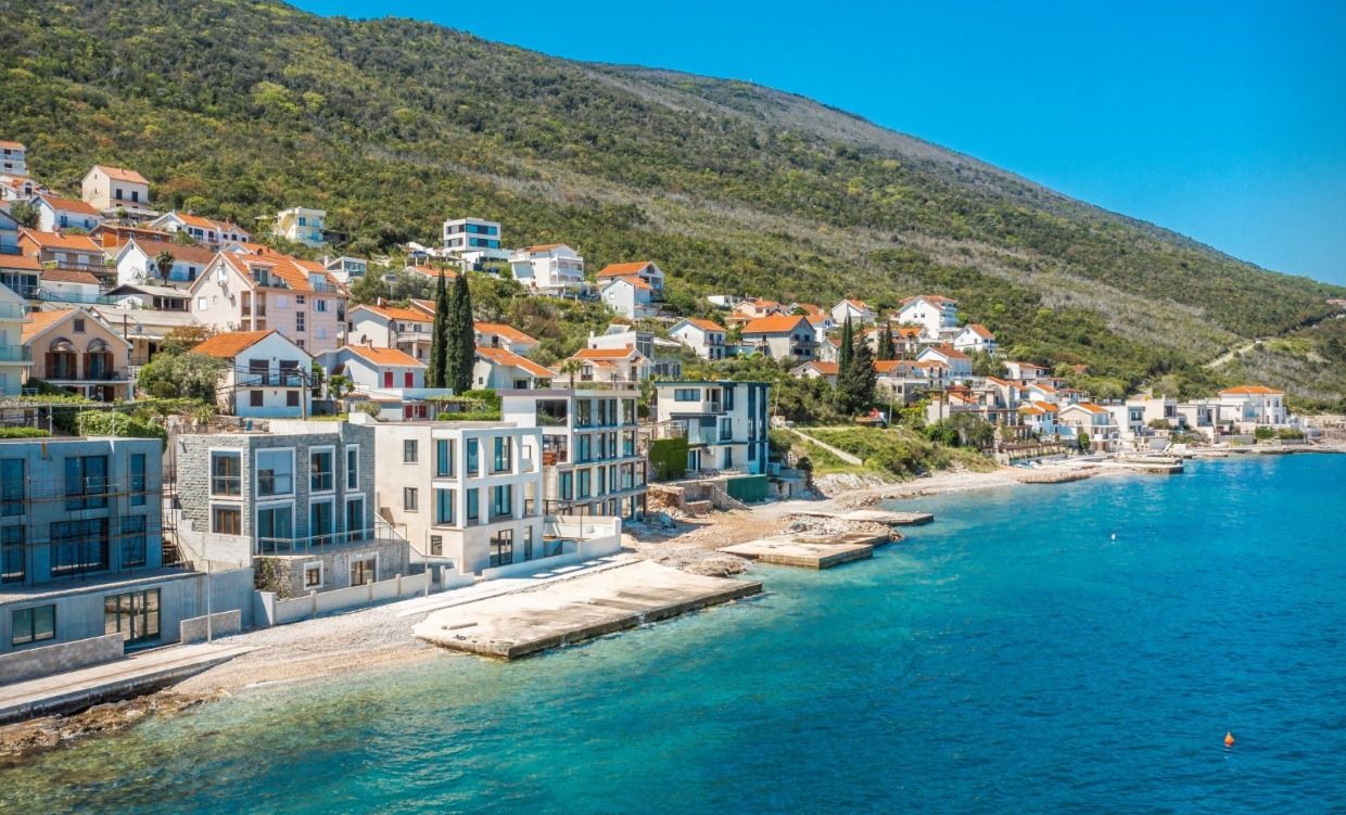 Villa in Krasici, Montenegro, 225 m² - picture 2