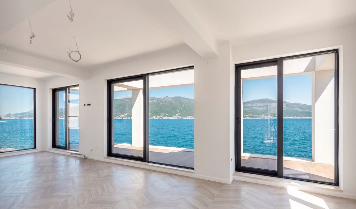 Villa in Krasici, Montenegro, 225 m² - picture 4