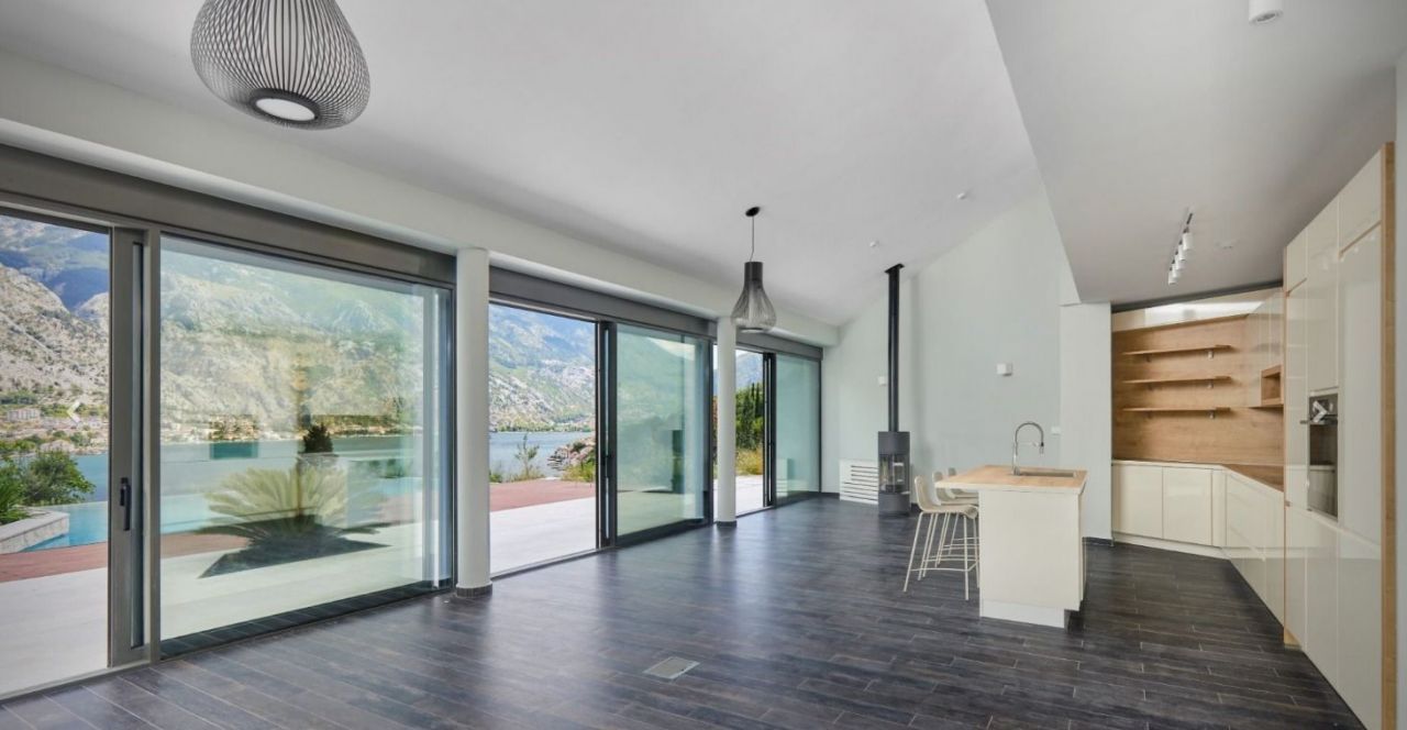 Villa in Prkanj, Montenegro, 373 m² - Foto 4