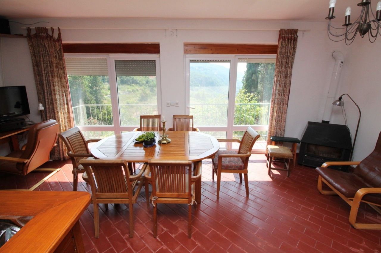 Maison à Rézévici, Monténégro, 210 m² - image 5
