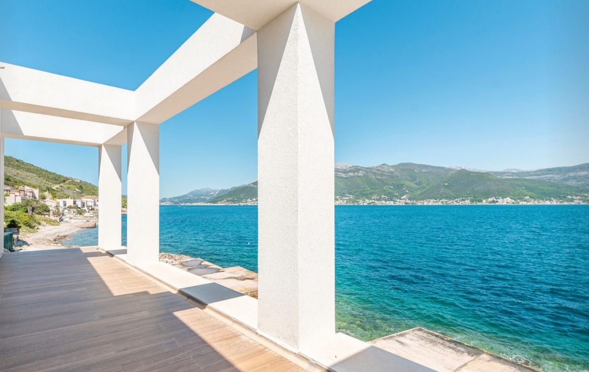 Villa in Krasici, Montenegro, 225 m² - picture 6