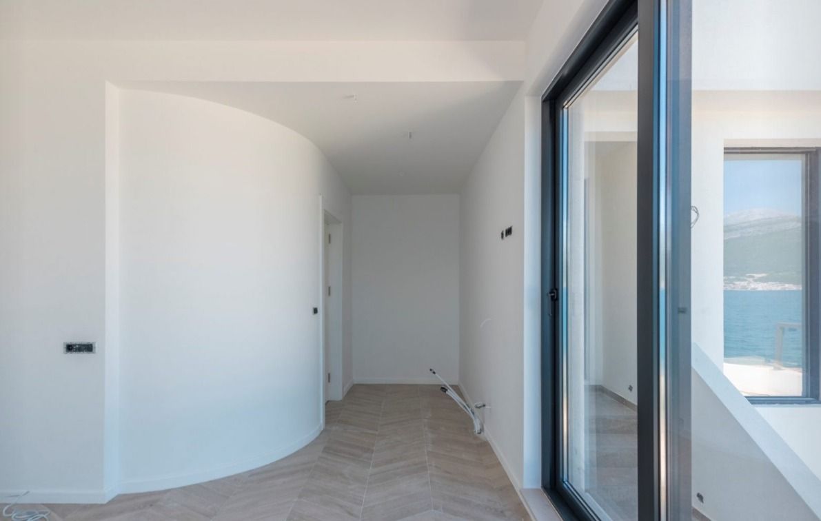 Villa in Krasici, Montenegro, 225 m² - picture 13