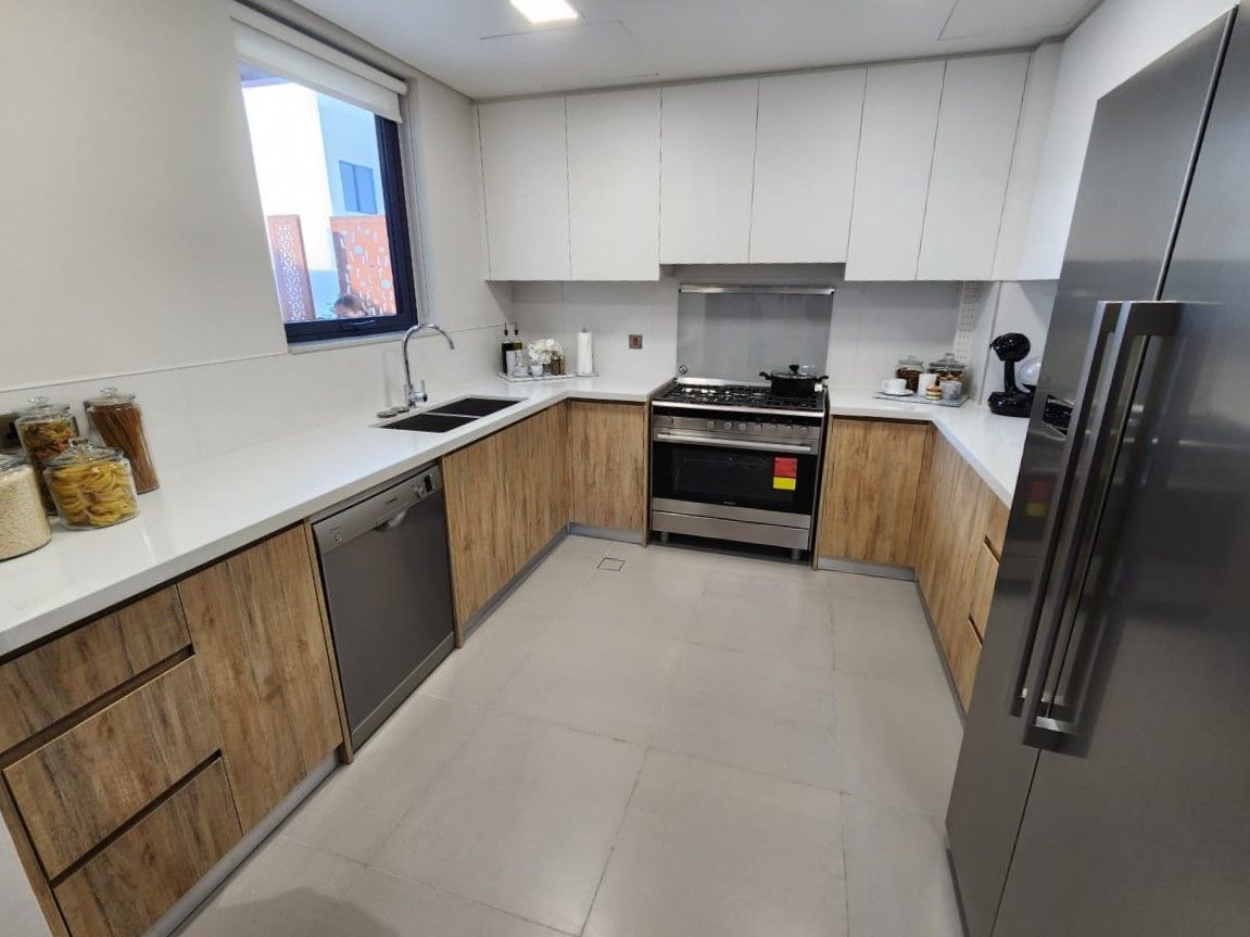 Villa en Abu Dabi, EAU, 209.5 m² - imagen 6