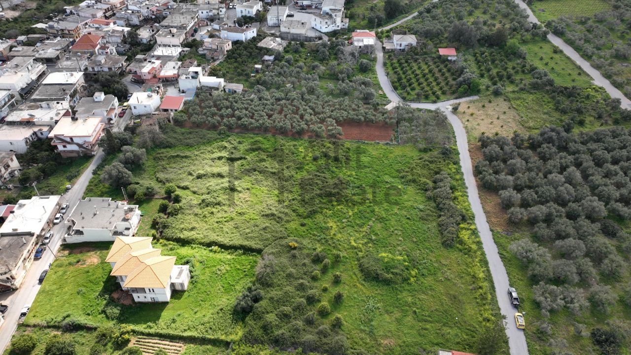 Terreno en Prefectura de Chania, Grecia, 5 000 m² - imagen 1